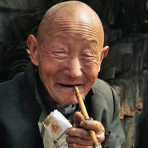 马大爷！有低保！