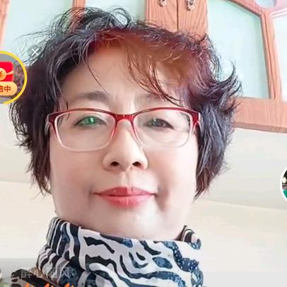 海琳姐（每天早，晚5点40分开播)