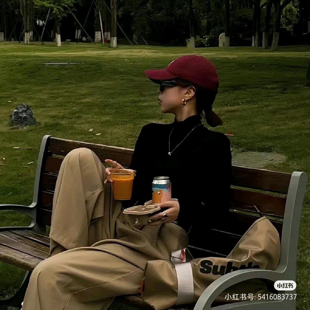 冷酷小鲨鱼.𝙯ᙆ