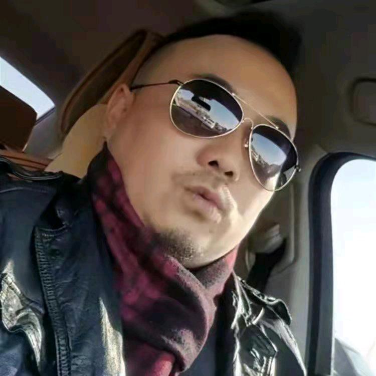 玩茅台的大江哥