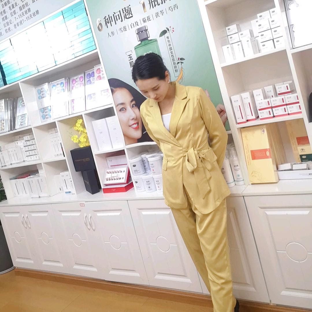 曲中周普洱市总店。容妹