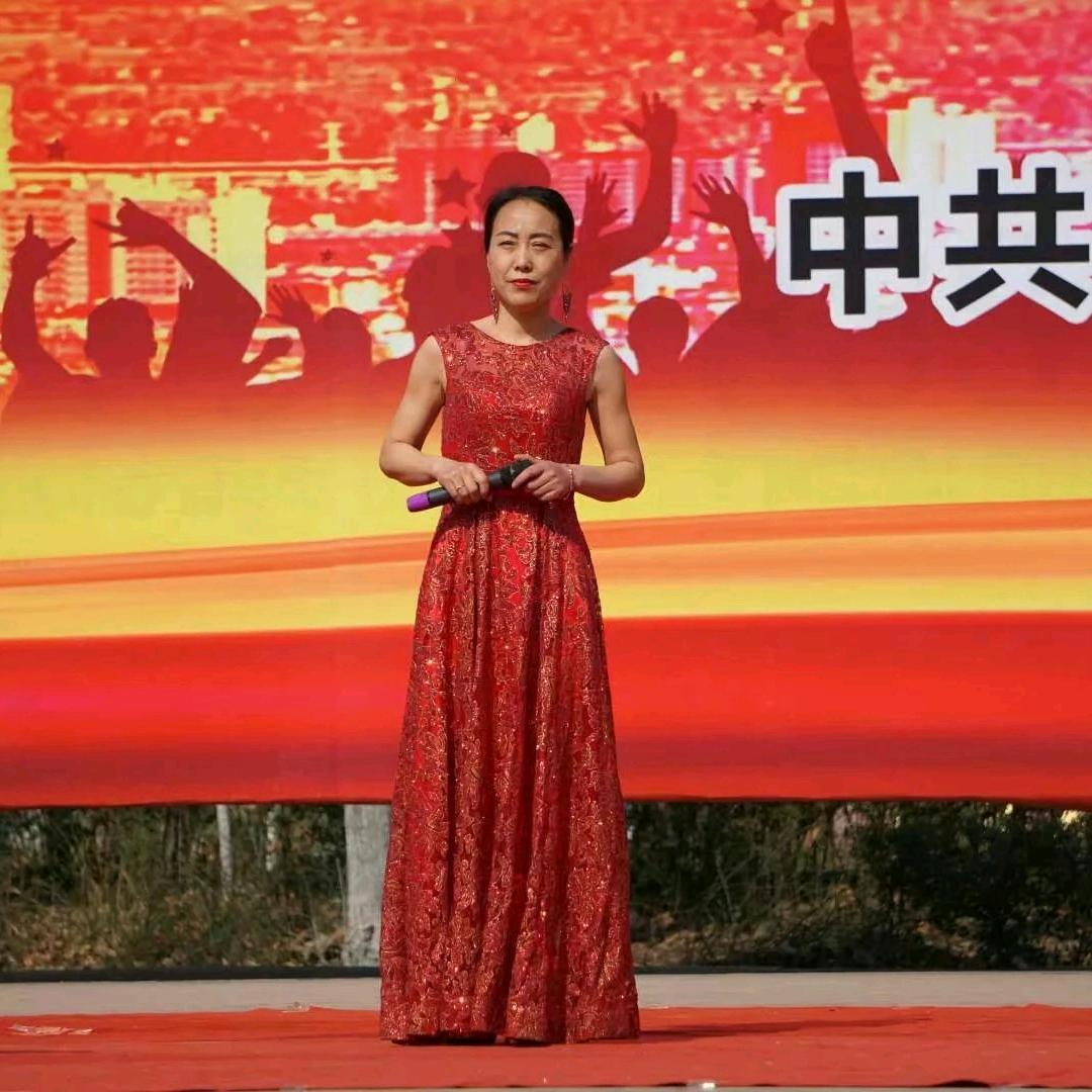 主持人李月红（抖音助农）