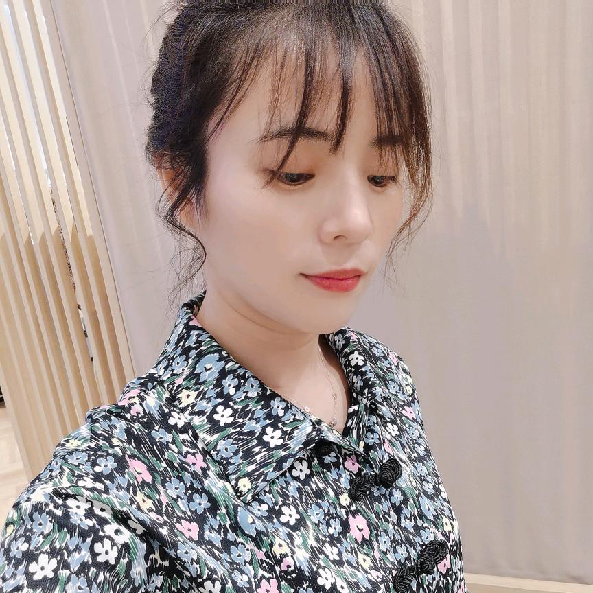 魔法屋里的橘猫