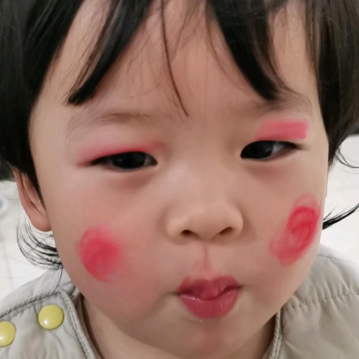贪吃的黑妞