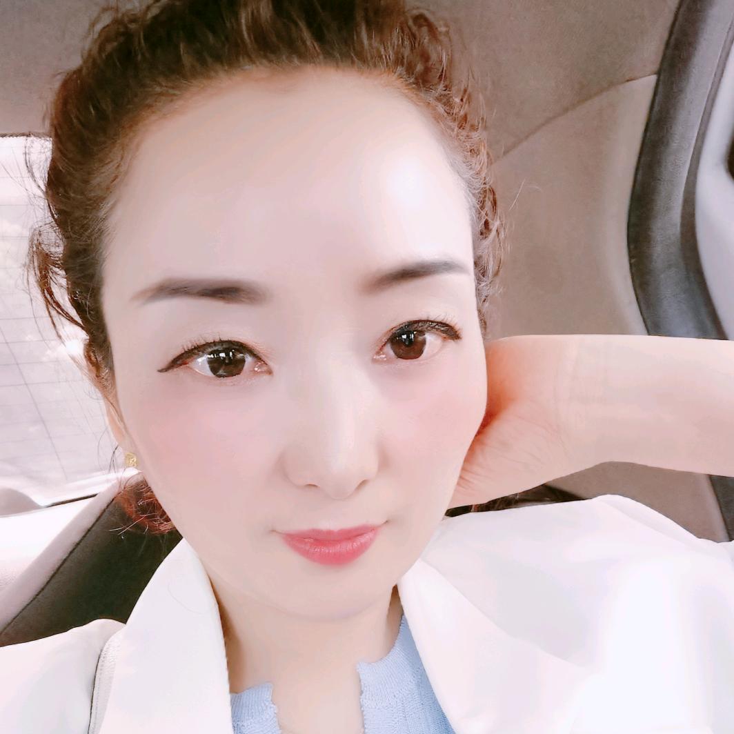 伊尚服饰