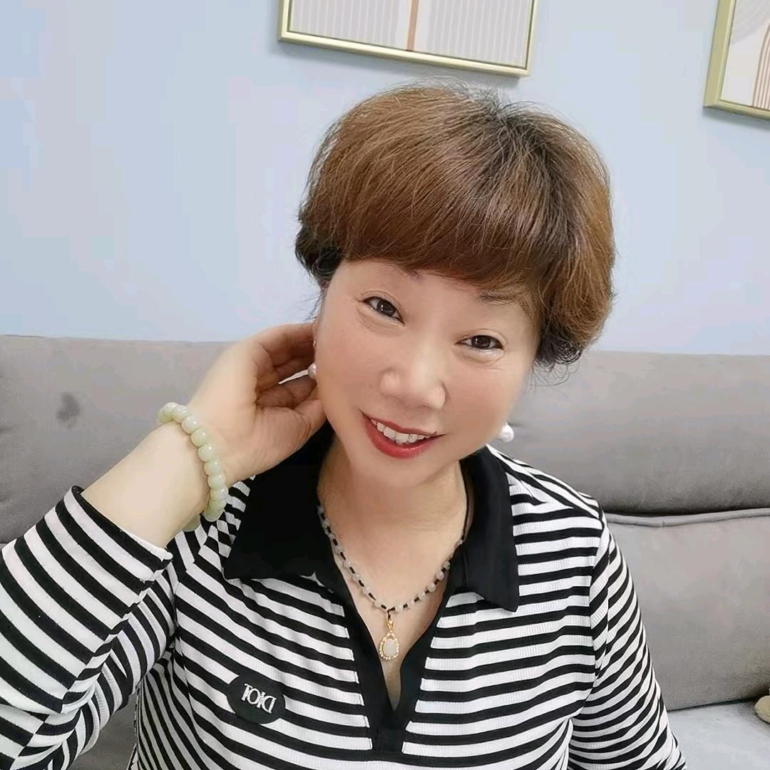 晶晶姐