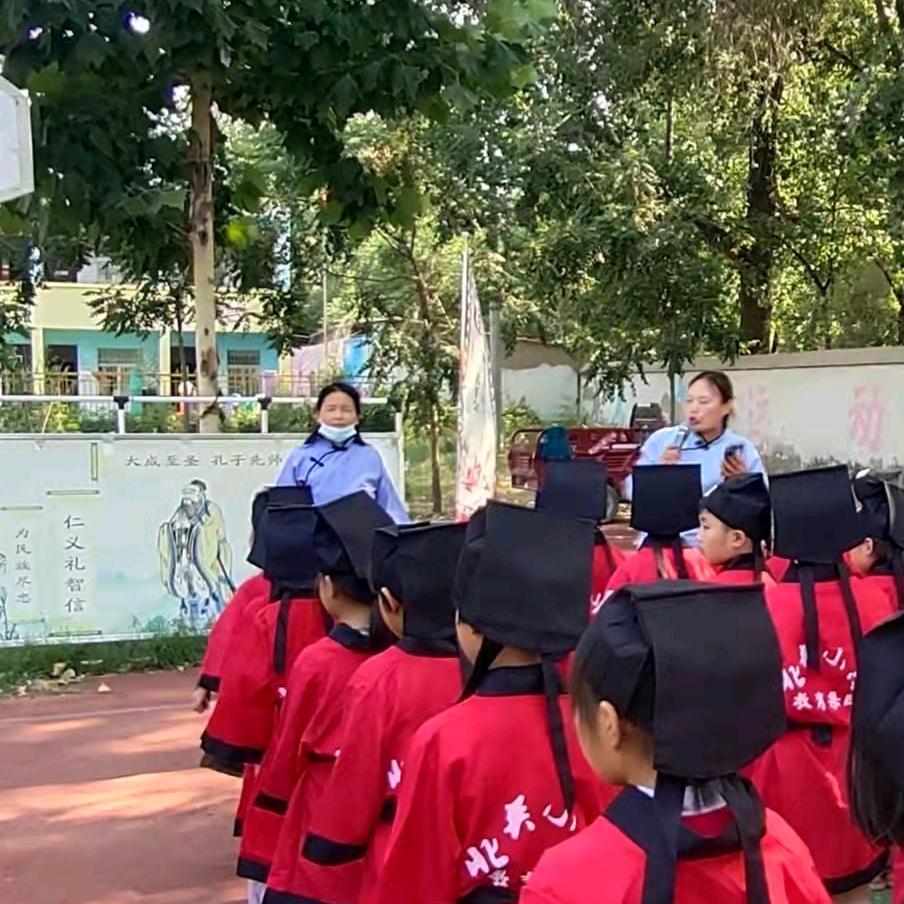 泥沟马集学校（国学的传播者爱的传播者）