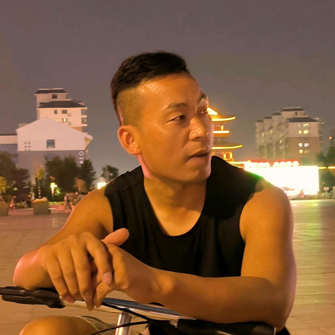 默默子夜