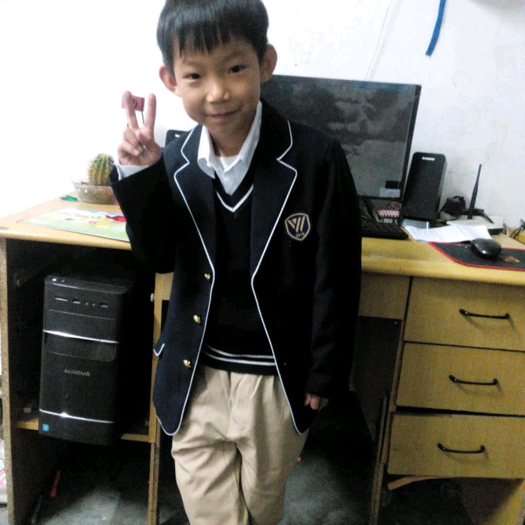 暧瑾少年