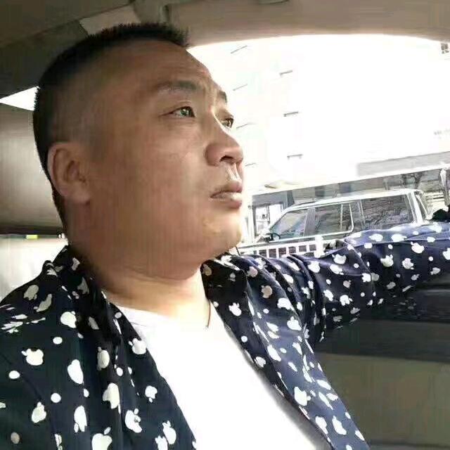 @新疆男神信马游疆