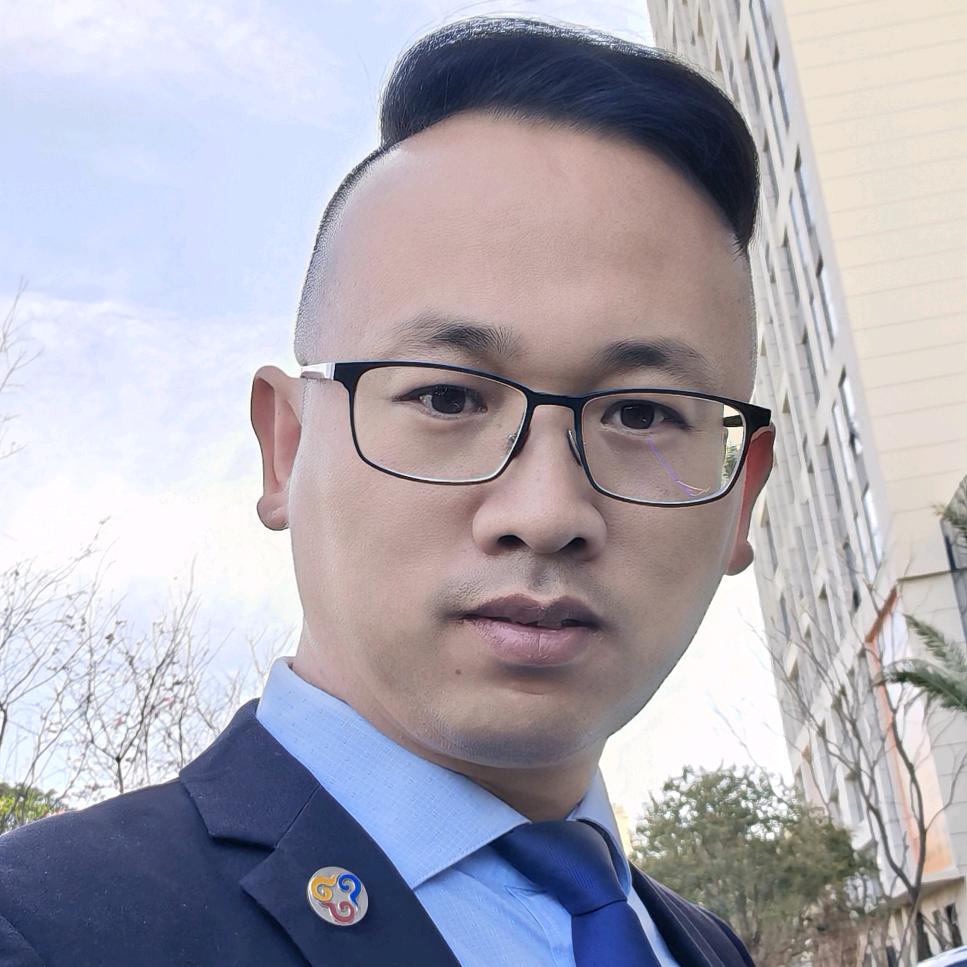 昆明科润置业_大海