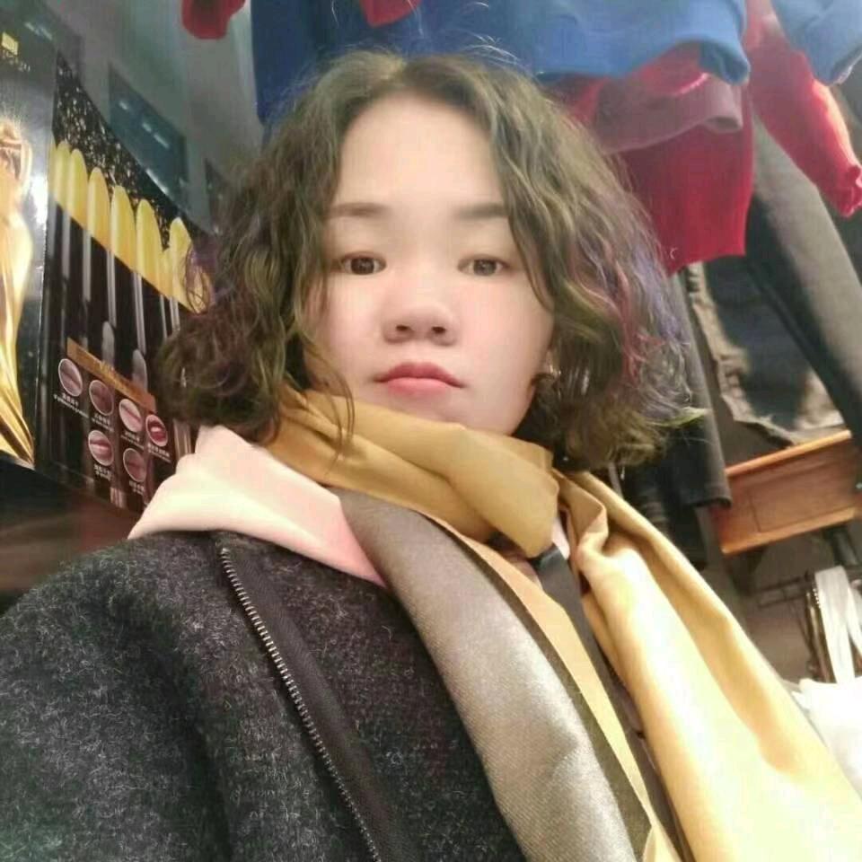 电白区棒棒糖服装店批发