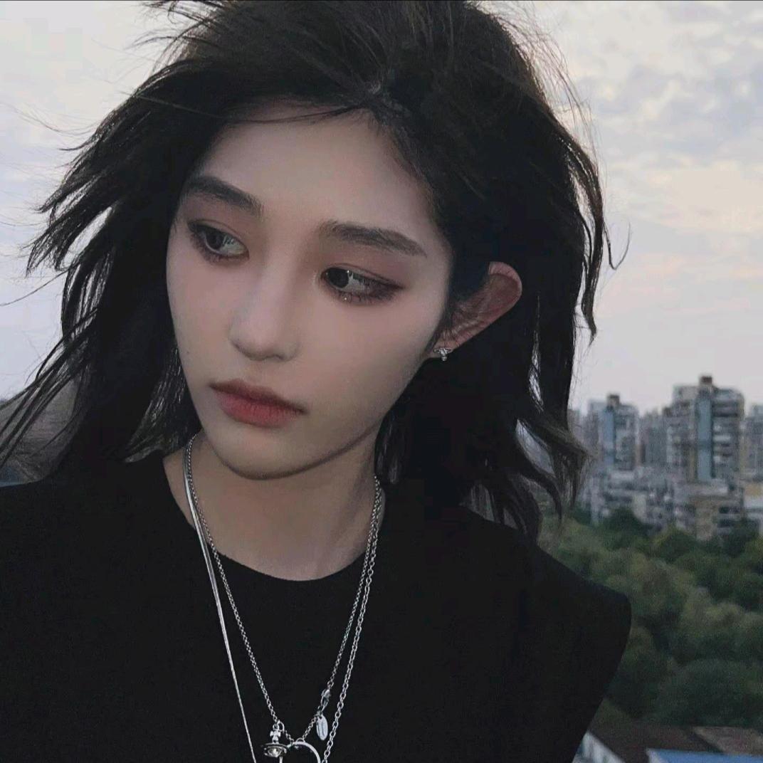 奕ㅤㅤ  ㅤㅤㅤ