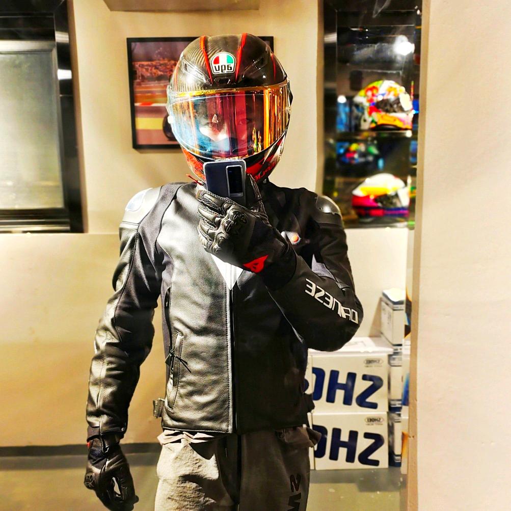 骑狗的阿汤哥-友摩友样骑行学院