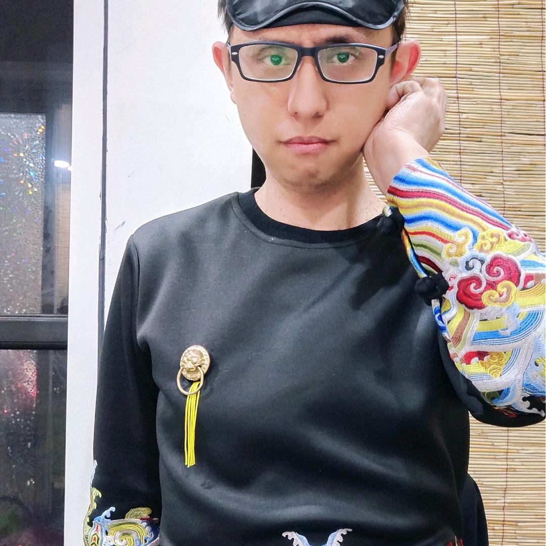 副导演朱虹钢