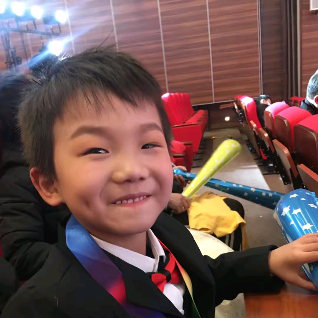 洪湖大伟水产小龙虾大闸蟹批发