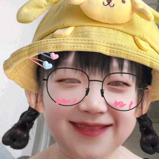 太阳下的洋槐花