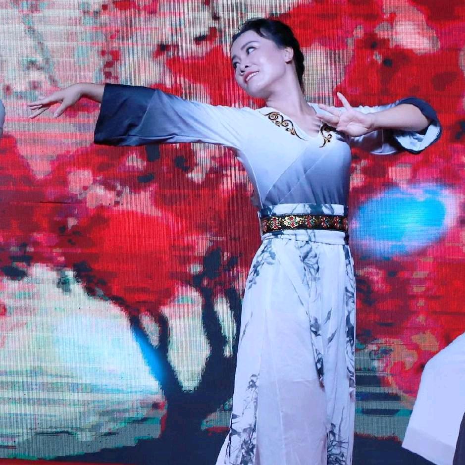 鄂州市梁韵演艺传媒