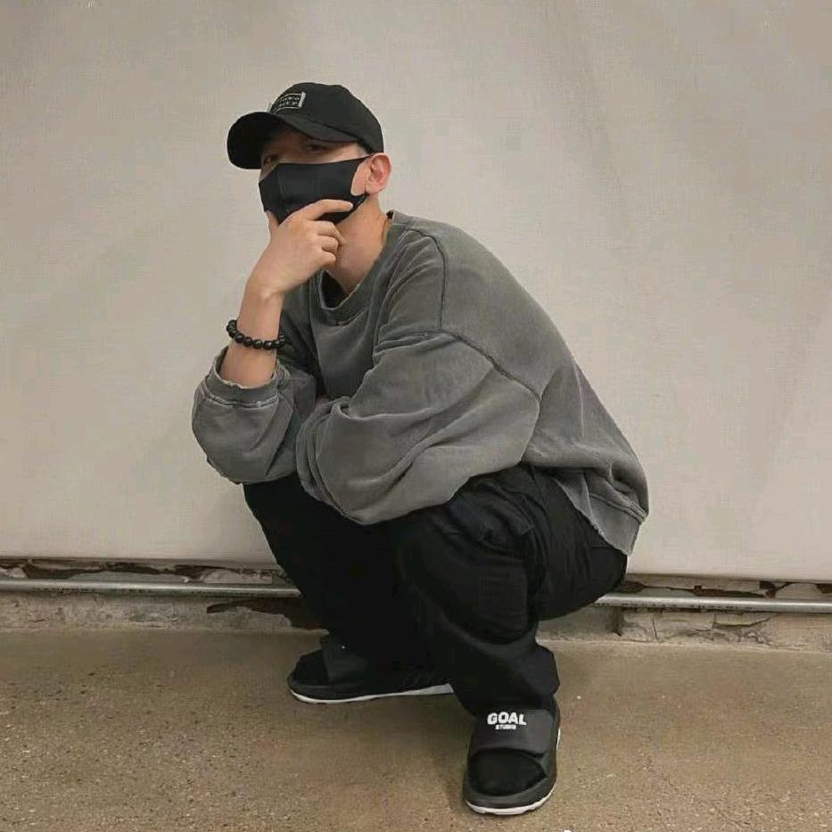 不愿透露姓名的小黄