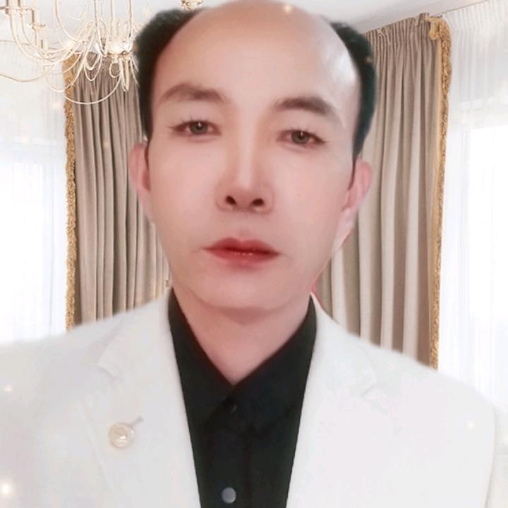 傍花随柳