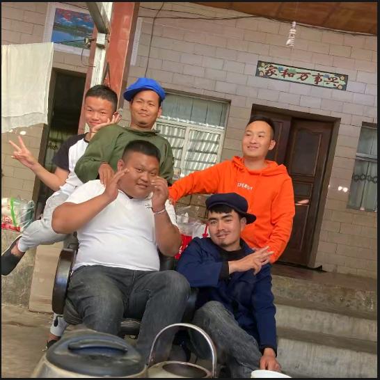 德贤兼备