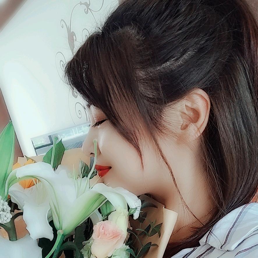 ✨村里最靓的妞儿✨（连赞拉黑）