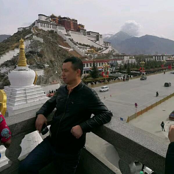白  冰（ 如彬果蔬家庭农场）