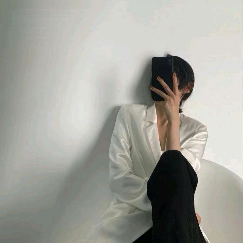 ° 。。L