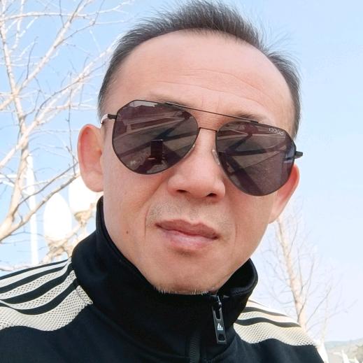 君安驾校黄滨