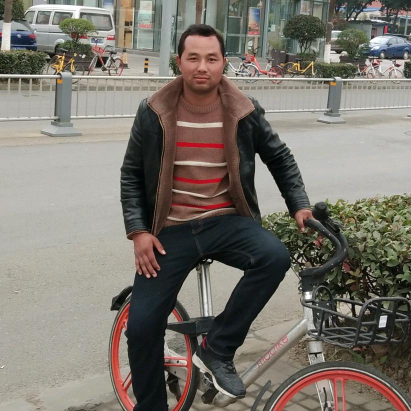 努尔丁江