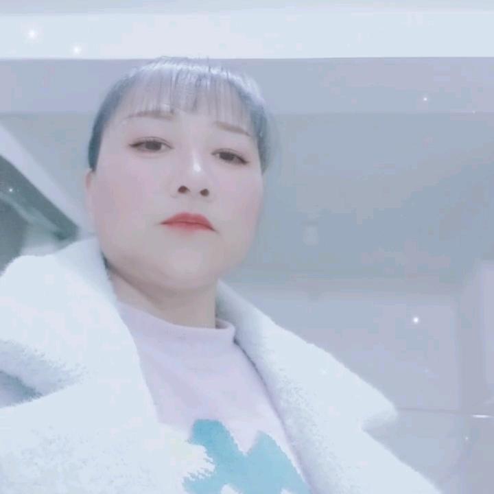 伟伟姐