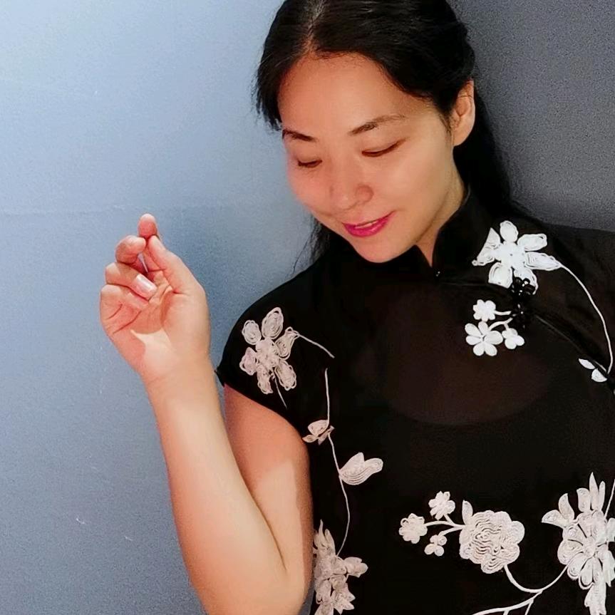 姜樱花古法旗袍 (西安）