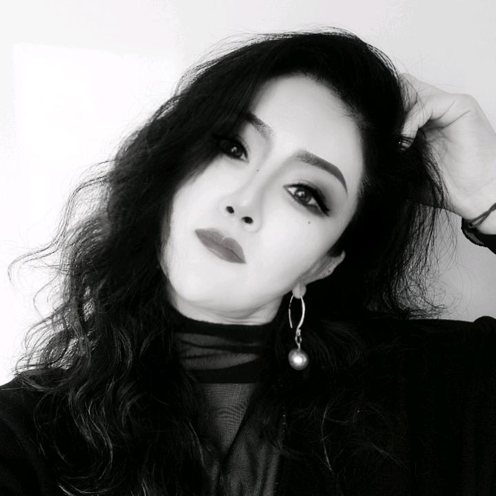 黑眼泪（刘晓丽纹绣）