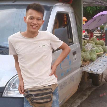 卖菜小哥二手车