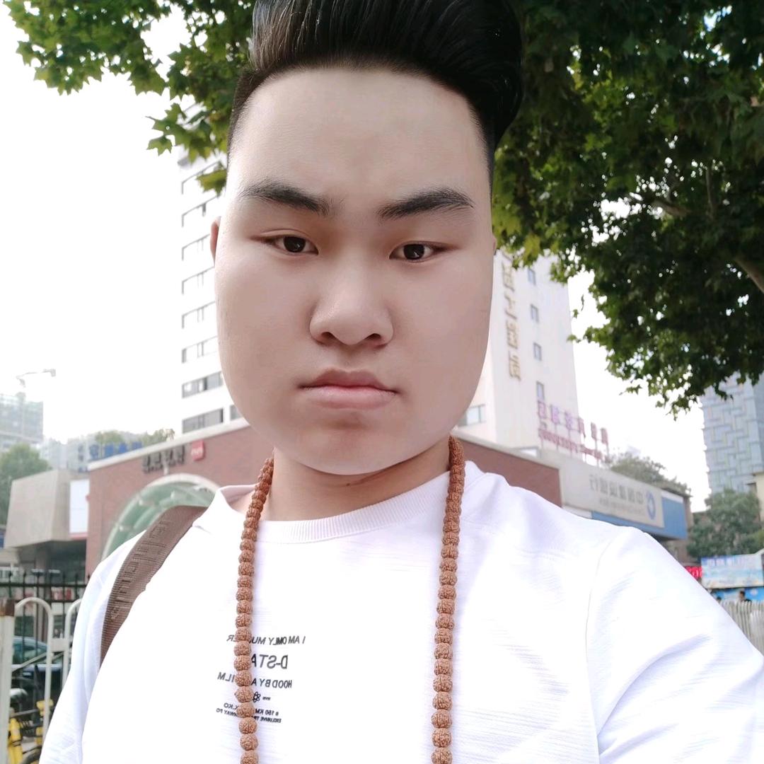 龙  少 🐉🐉