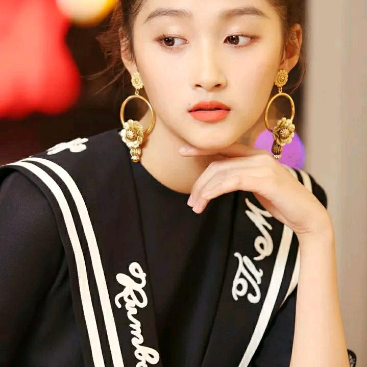 仵四姐