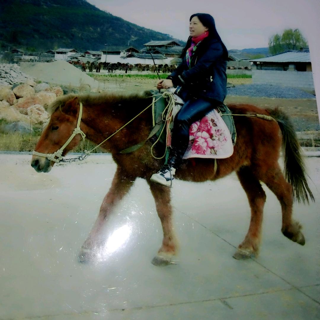 美丽姐卓之峰装饰专业的装修团队！