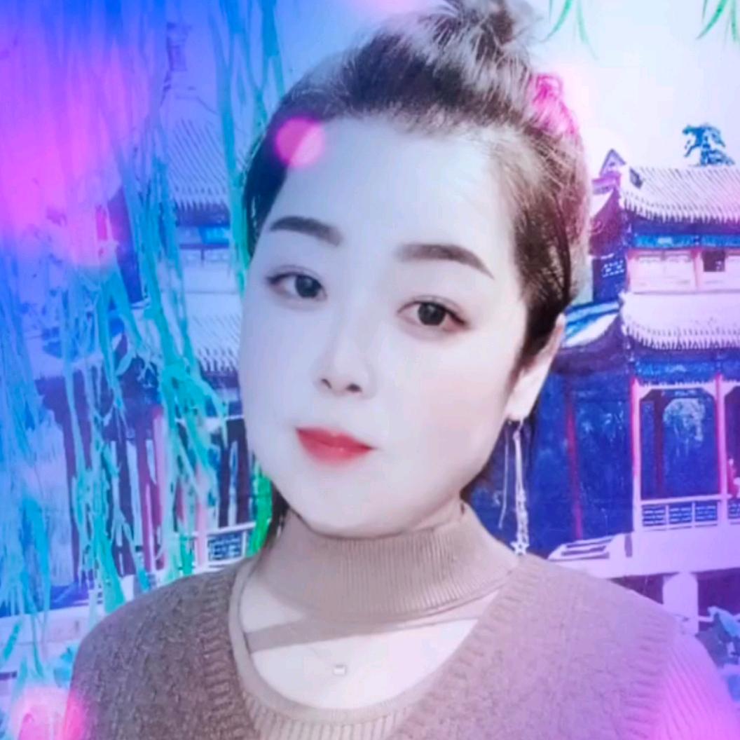 丽人穿搭