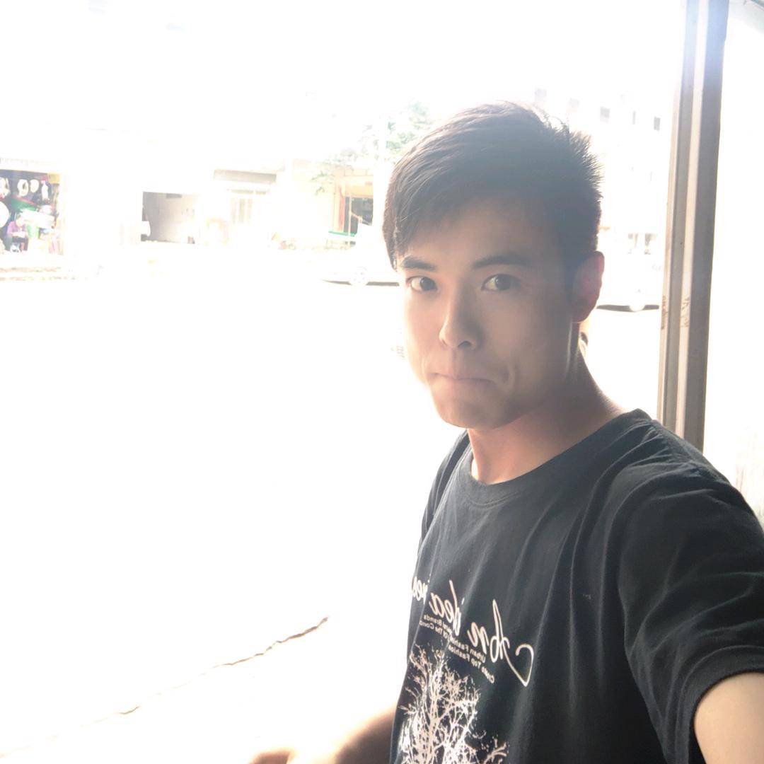 王正正