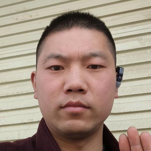 尉氏县自由路北头玛吉斯轮胎