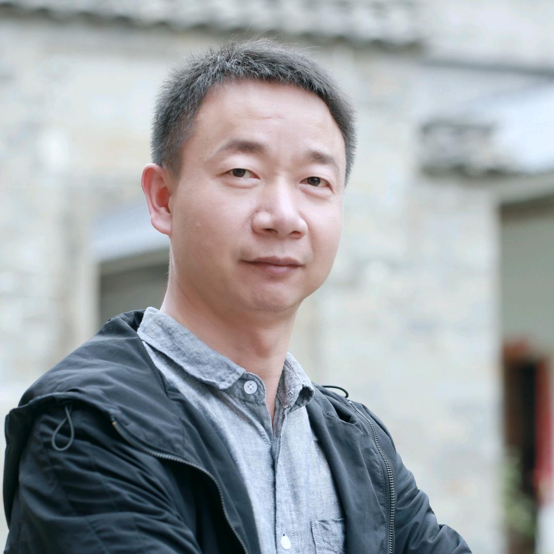 何建华陶瓷艺术