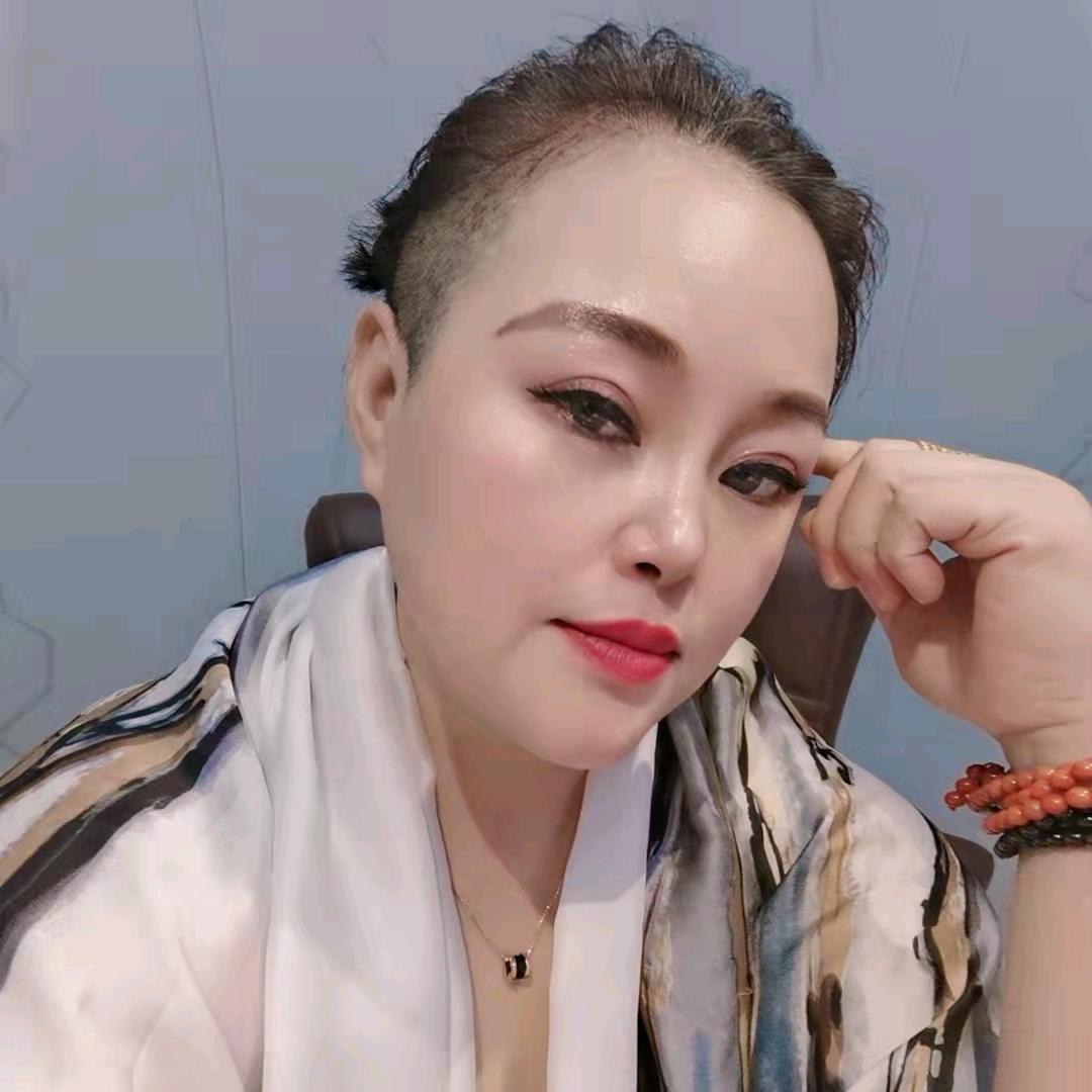 雷姐