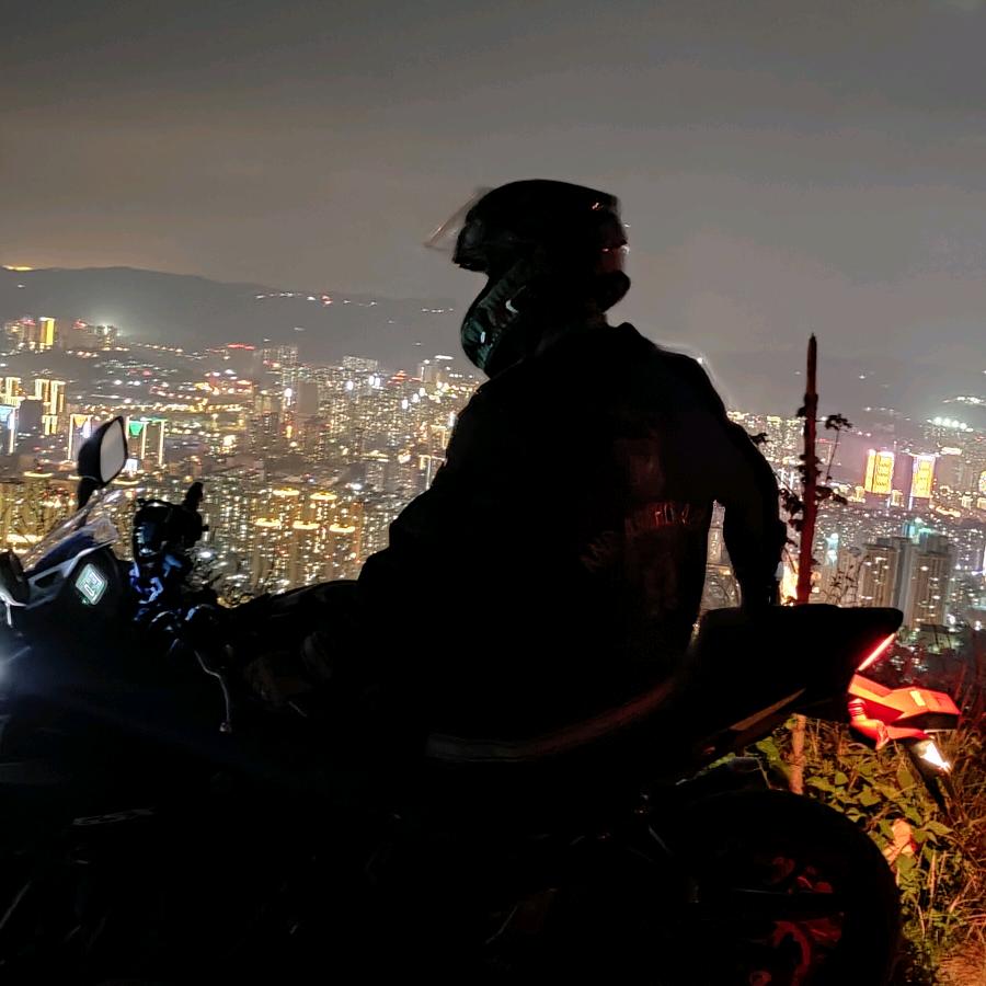老板来碗牛肉面