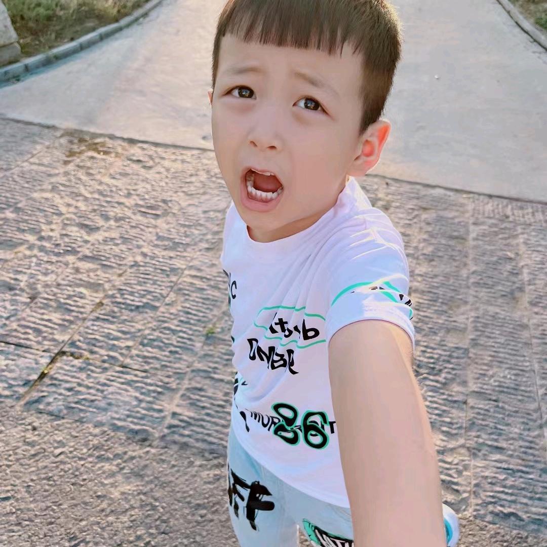 大车司机一名