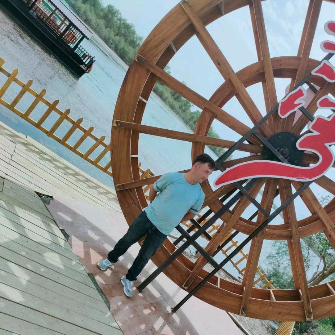 吾斯曼江
