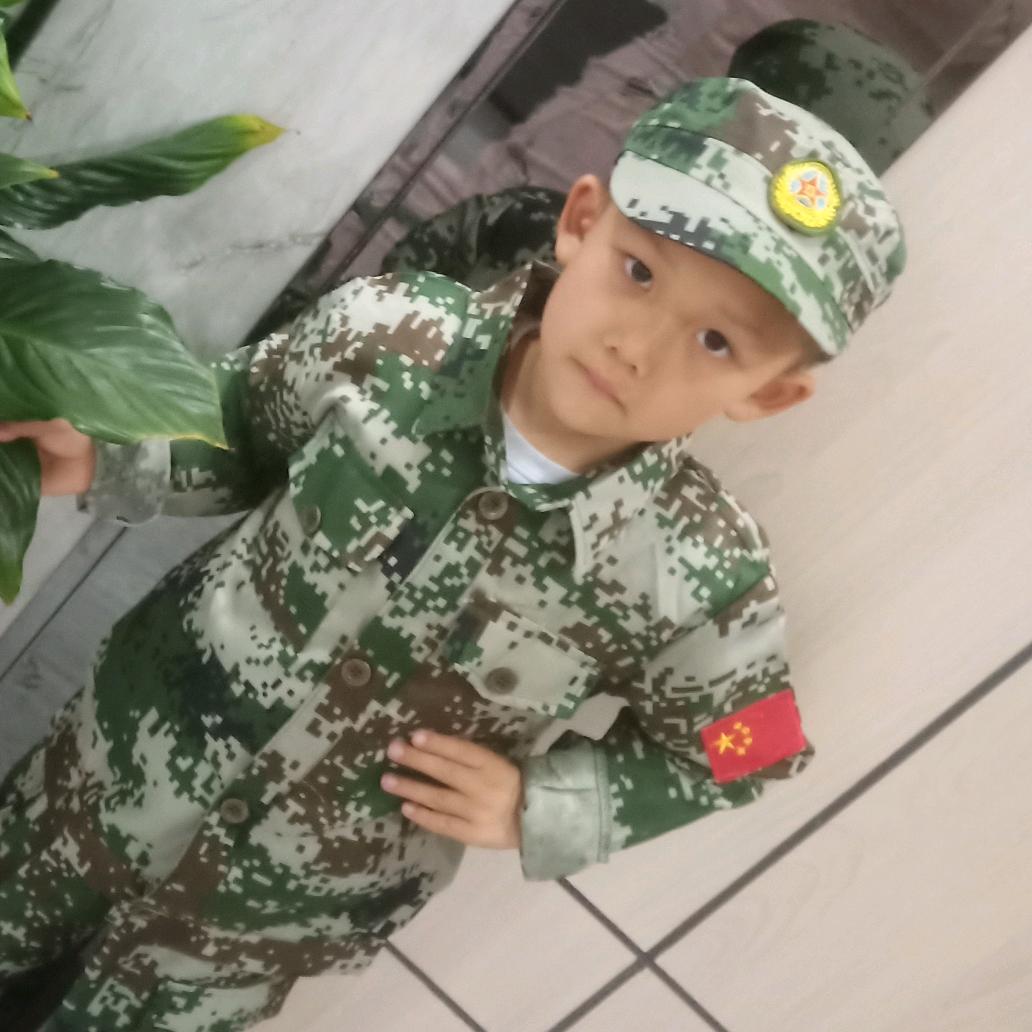 老龚，龙凤吉祥