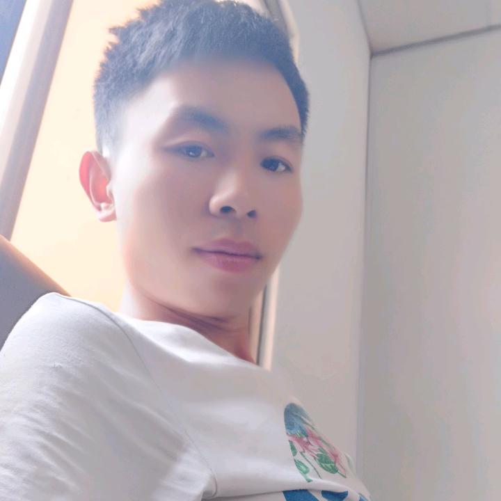 luo（骆）在其中