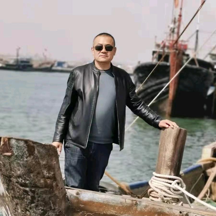 草莓苗育苗基地 老姜