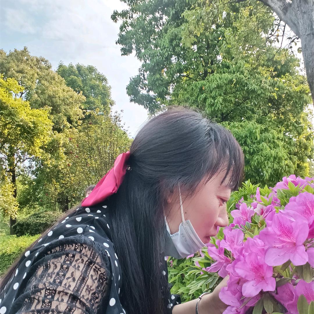 生活一半悲伤👫一半阳光☀️☀️☀️