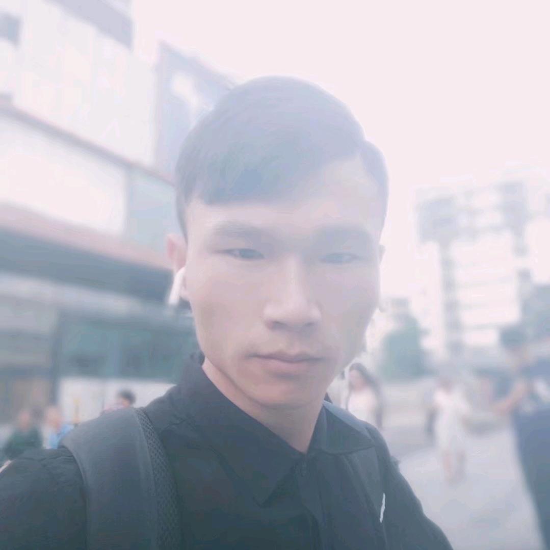 90後原創歌手詹天龍